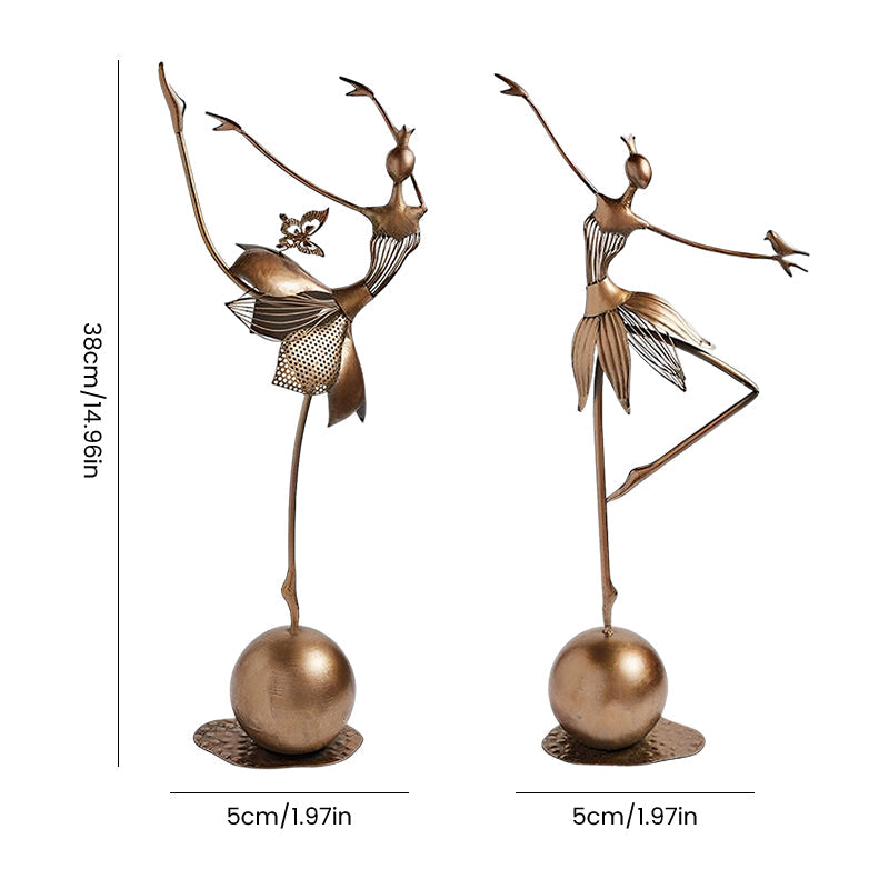 Sjarmerende dansende hagejente
