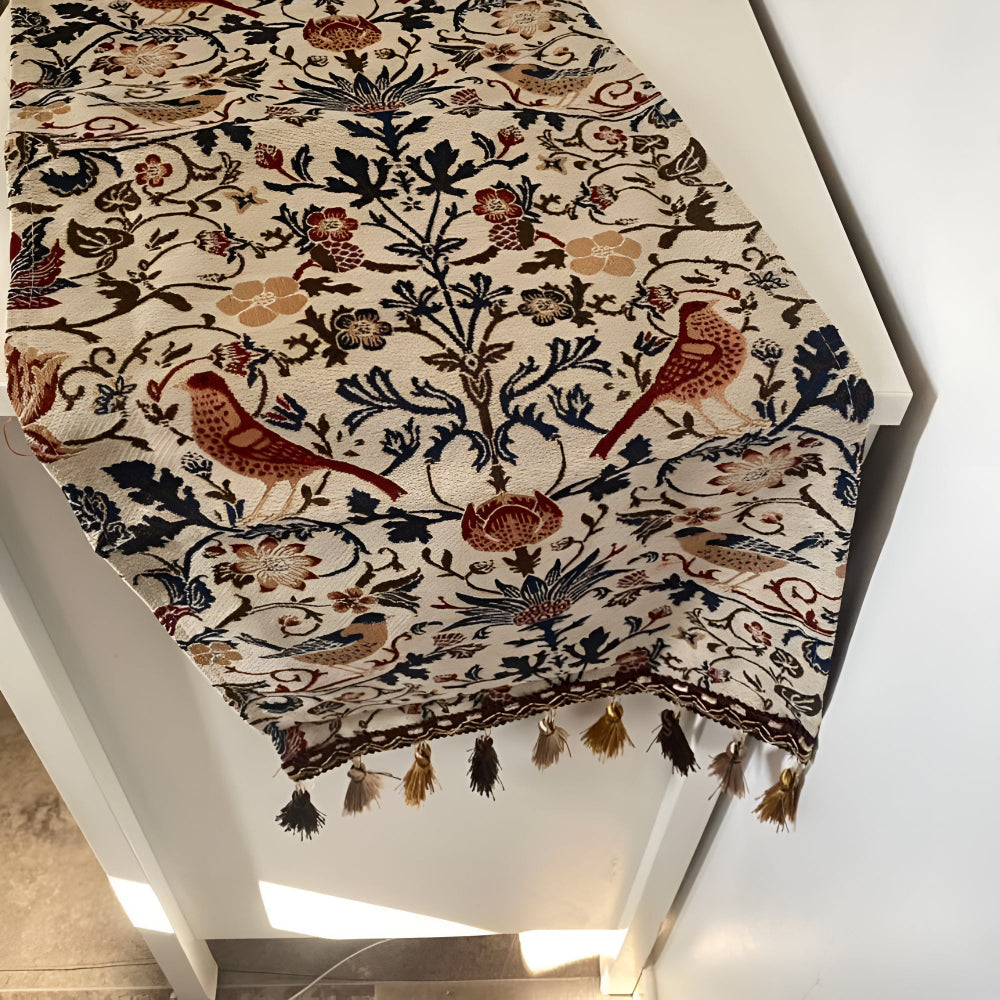 Vintage bordløper i jacquard med blomster og fugler