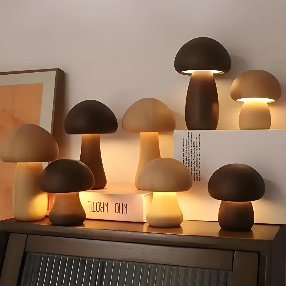 Trelampe formet som sopp