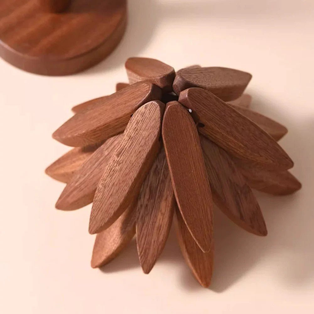 CoasterCraft: Valnøtttre Coasters – Elegant Beskyttelse for Alle Overflater - NordHjem