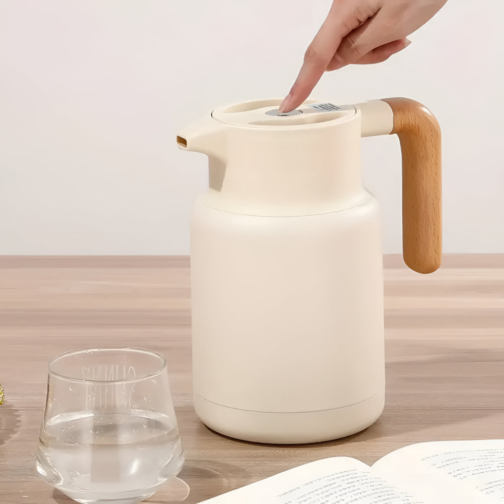 Klassisk termokanne med trehåndtak