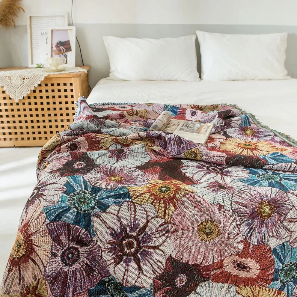 Vevd vintage bomullspledd med blomster og dusker