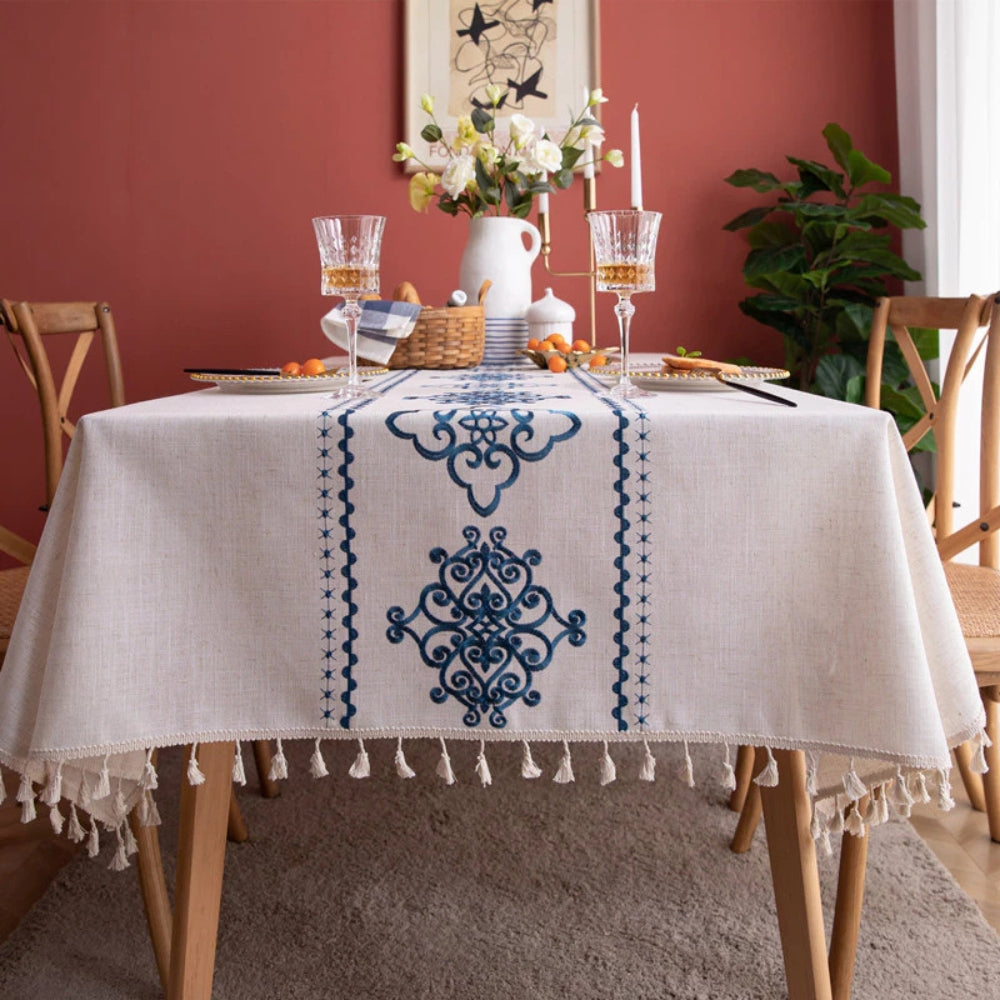 Sorella luksuriøs brodert duk – Blå Charm