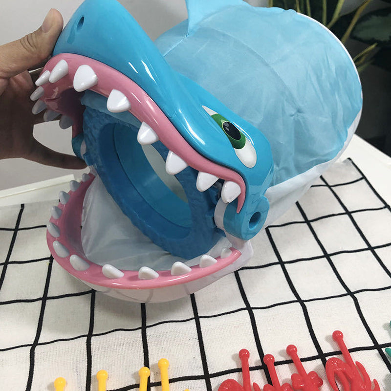 Shark Bite Spill - Pass På Fingrene!