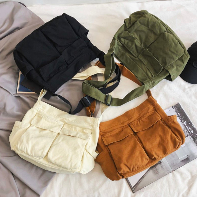 Lerret Ensfarget Messenger Bag