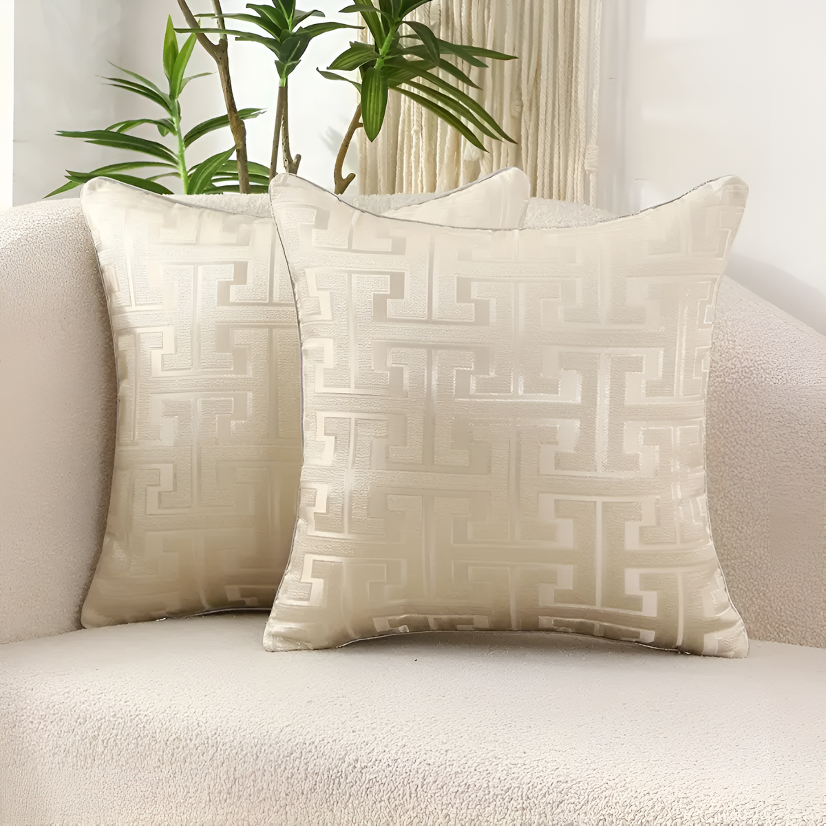 Luksuriøst putetrekk i geometrisk jacquard