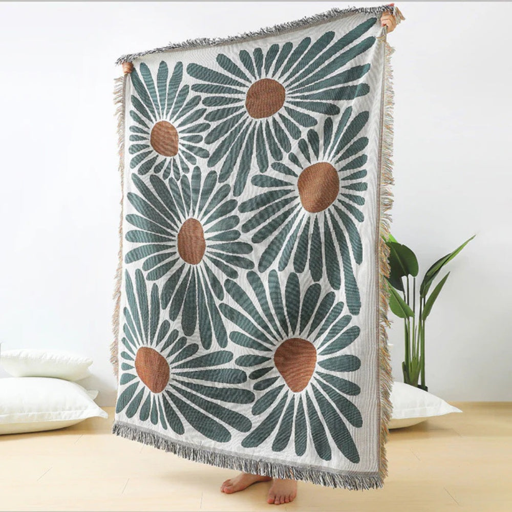 Vevd pledd med blomstrende tusenfryd – 51"x63"