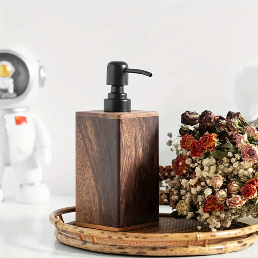 Walnut Aura dispenser til såpe og lotion – Grande Dispenser