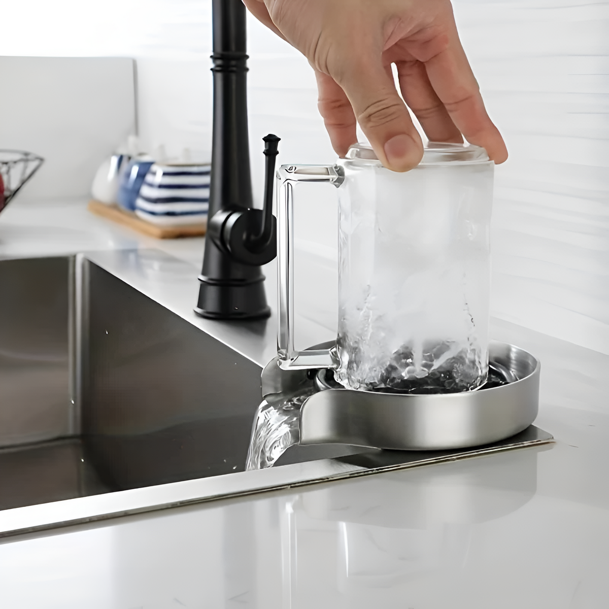 Automatisk glasskyller for rask rengjøring