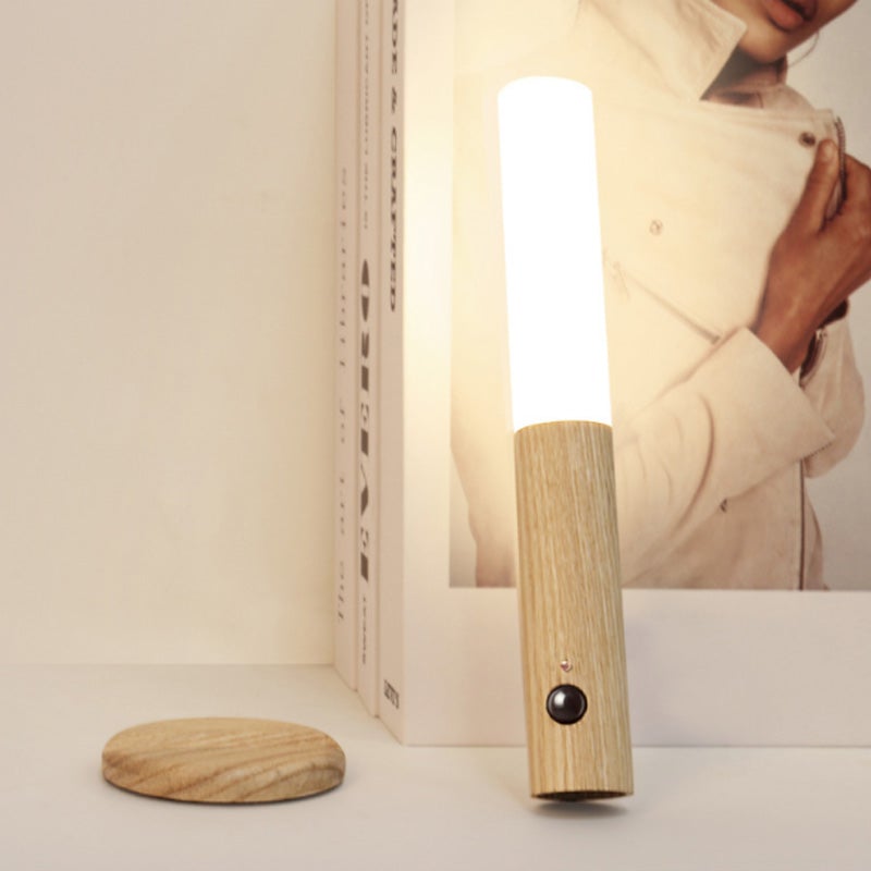 360° roterbar LED - vegglampe i tre - NordHjem