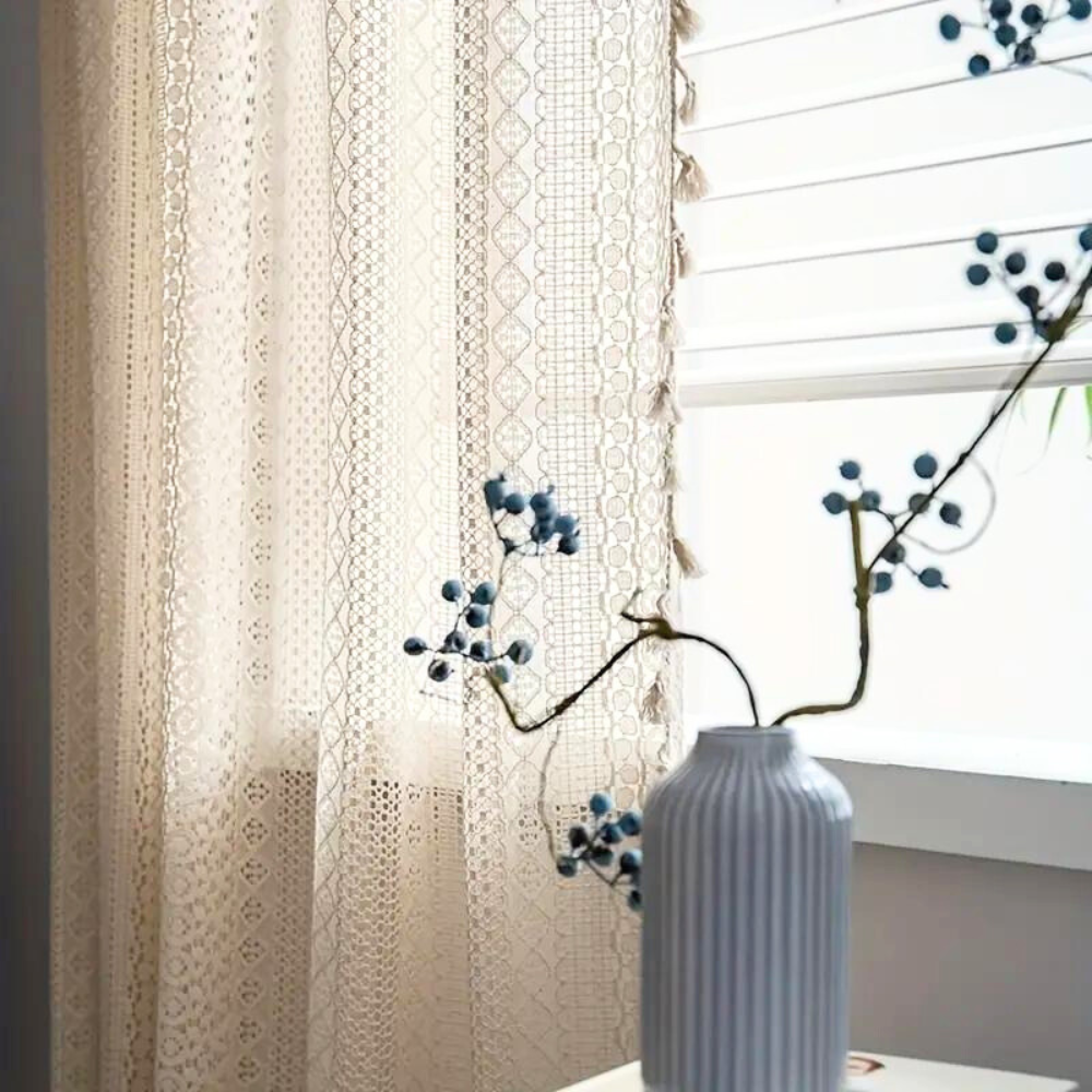 Elegant heklet boho-gardin