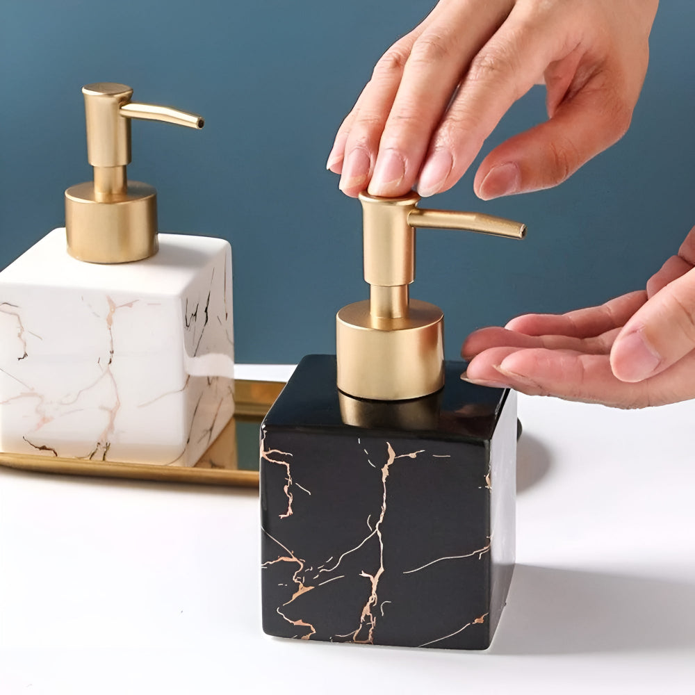 Luksuriøs såpedispenser i marmor – Porcelain