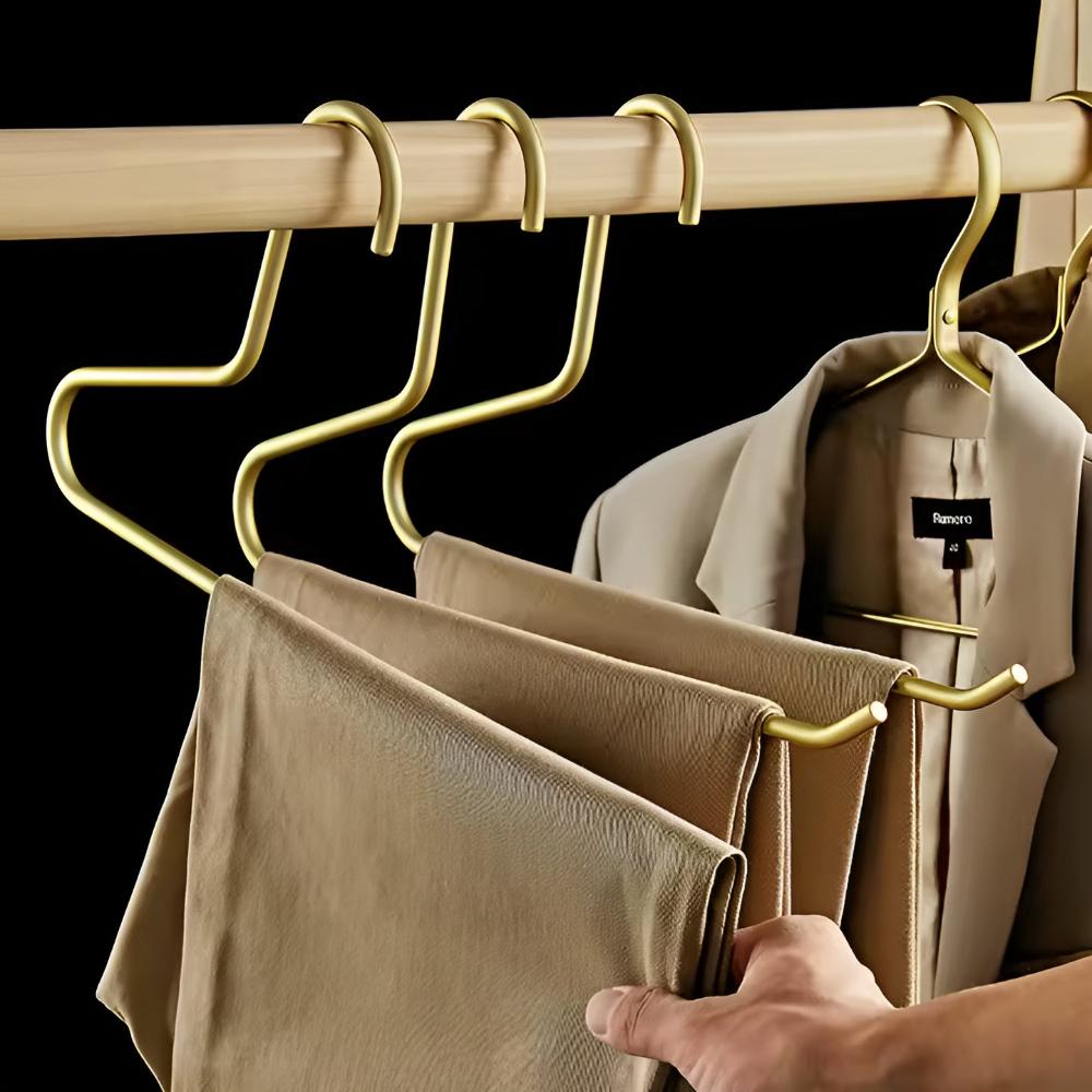 Minimalistiske kleshengere i metall | 5 stk