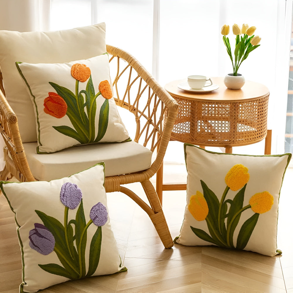 Putetrekk med blomstrende tulipaner