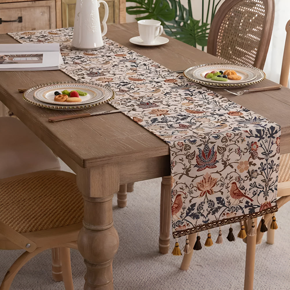 Vintage bordløper i jacquard med blomster og fugler