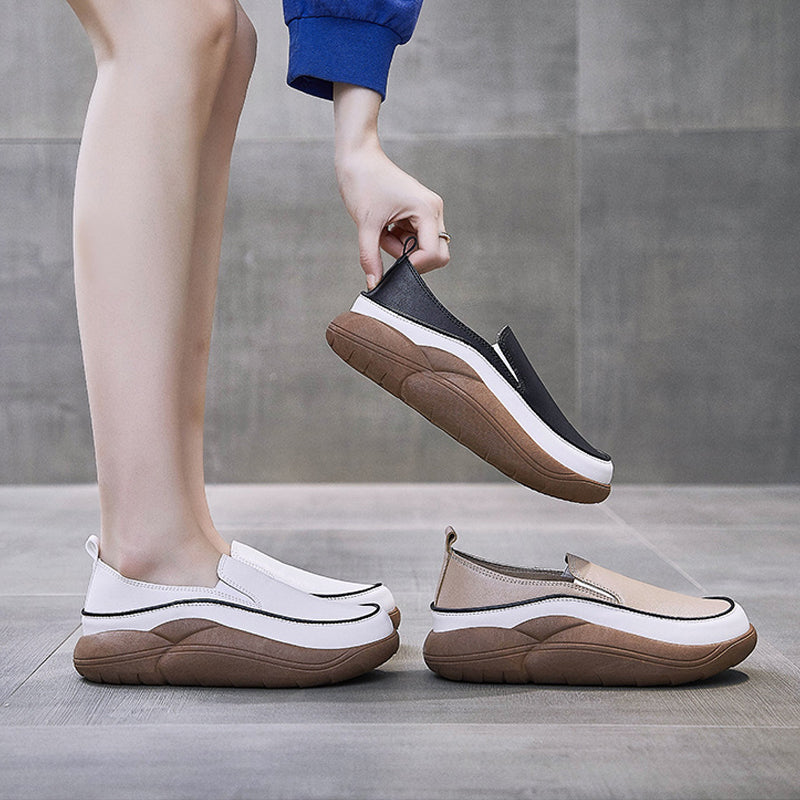 Slip-on sko på plattformen