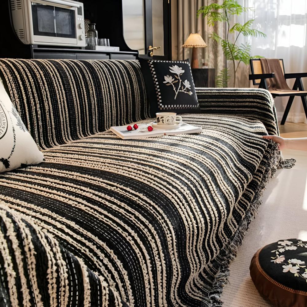 Elegant stripete sofatrekk i chenille – Ebony Pinstripe