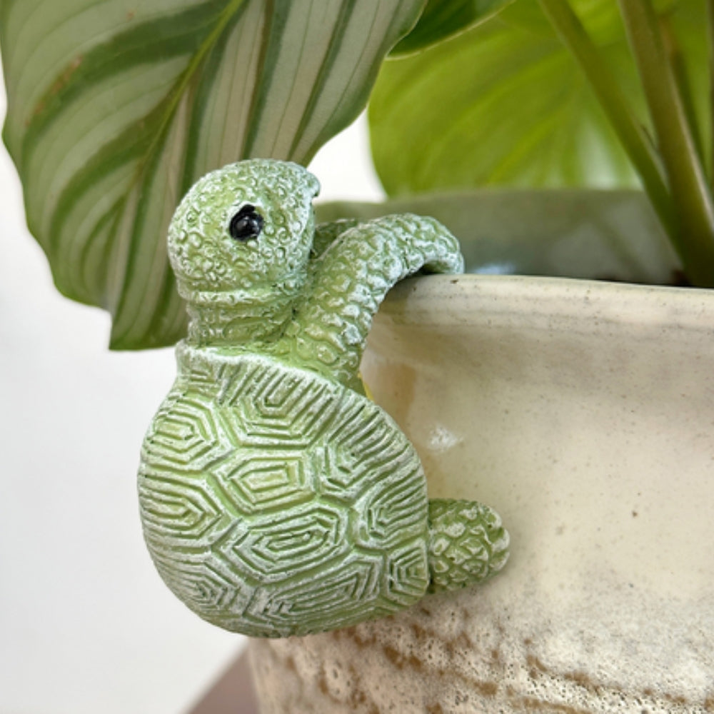 Arden hengende skilpaddefigur i resin – Grønn