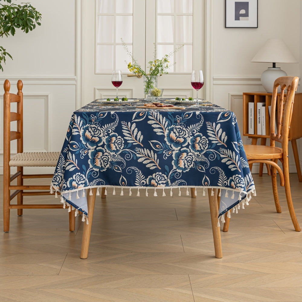 Boho-duk med påfugl, blomster og dusker