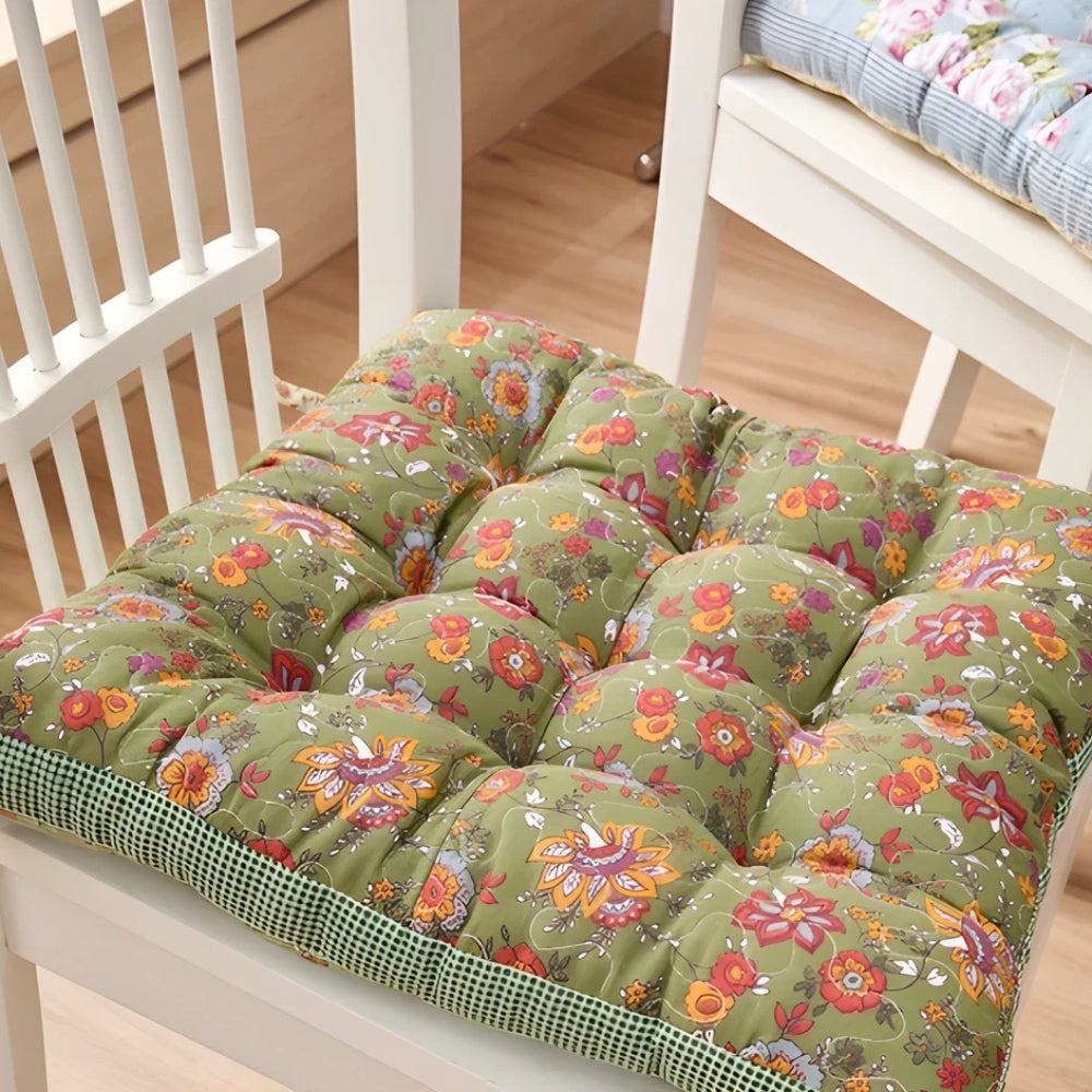 Tykke boho-seteputer med blomster
