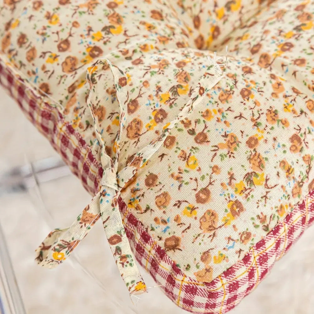 Tykke boho-seteputer med blomster