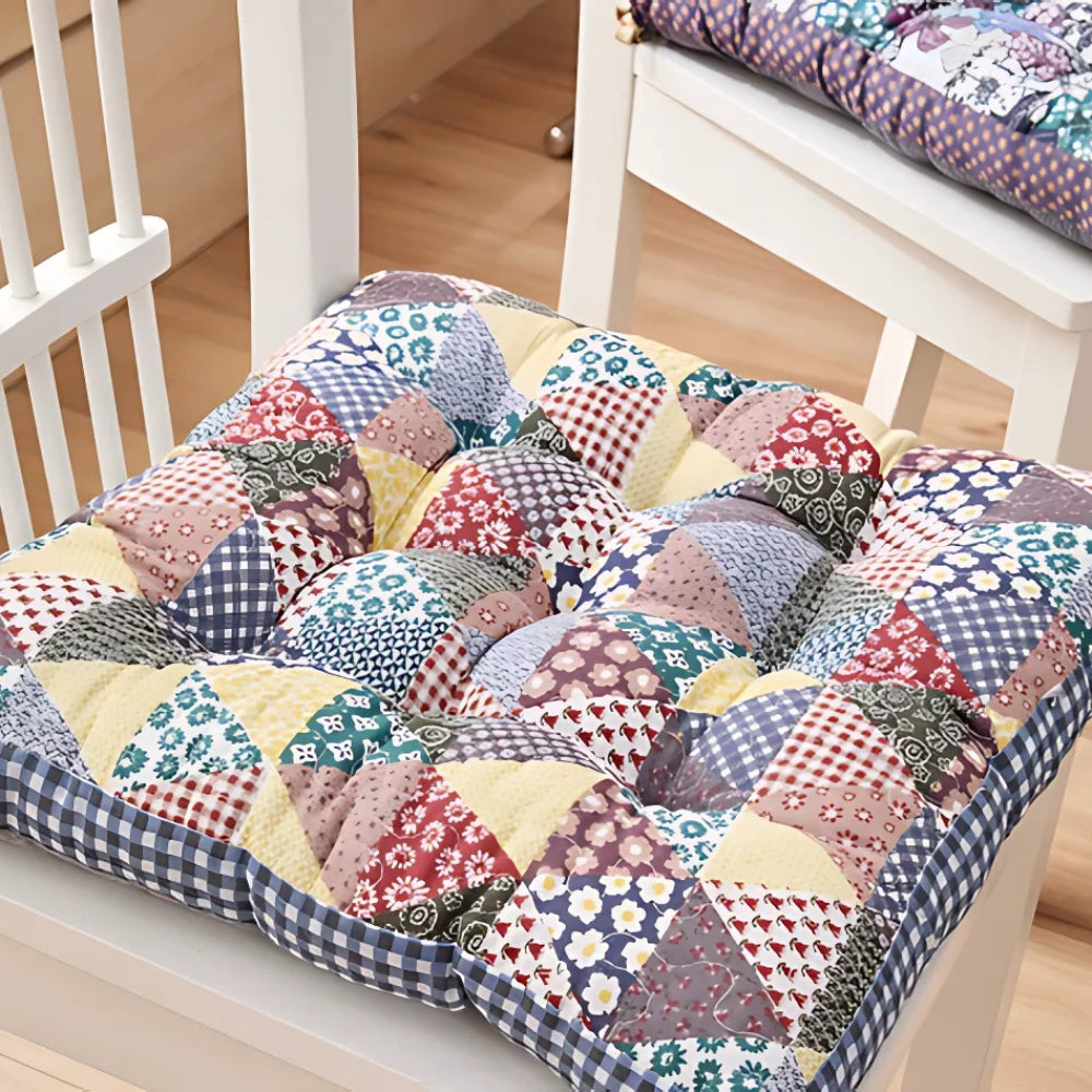 Tykke boho-seteputer med blomster