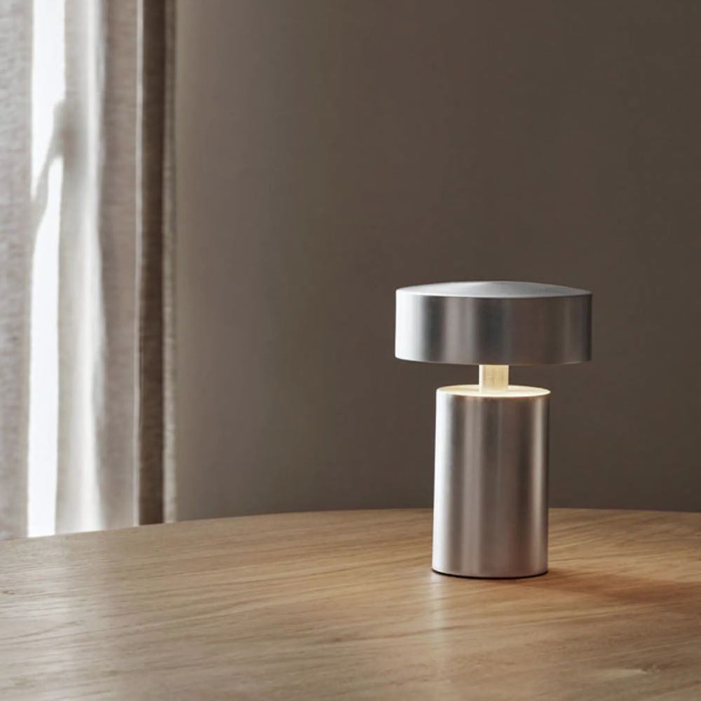 Lumé LED-bordlampe i søyleform