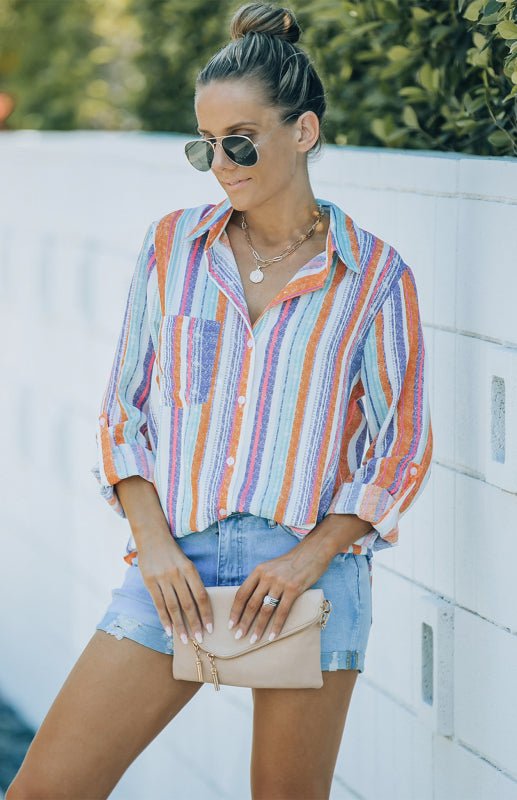 Damenes Striped Button Up Top med Turn - Down Krage - NordHjem