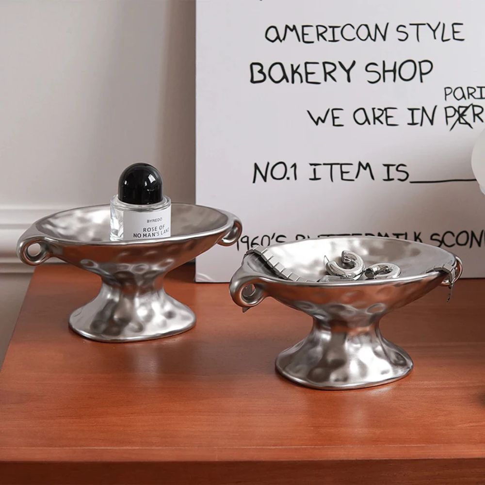 Oval keramikkorganisator med to hanker – Svart