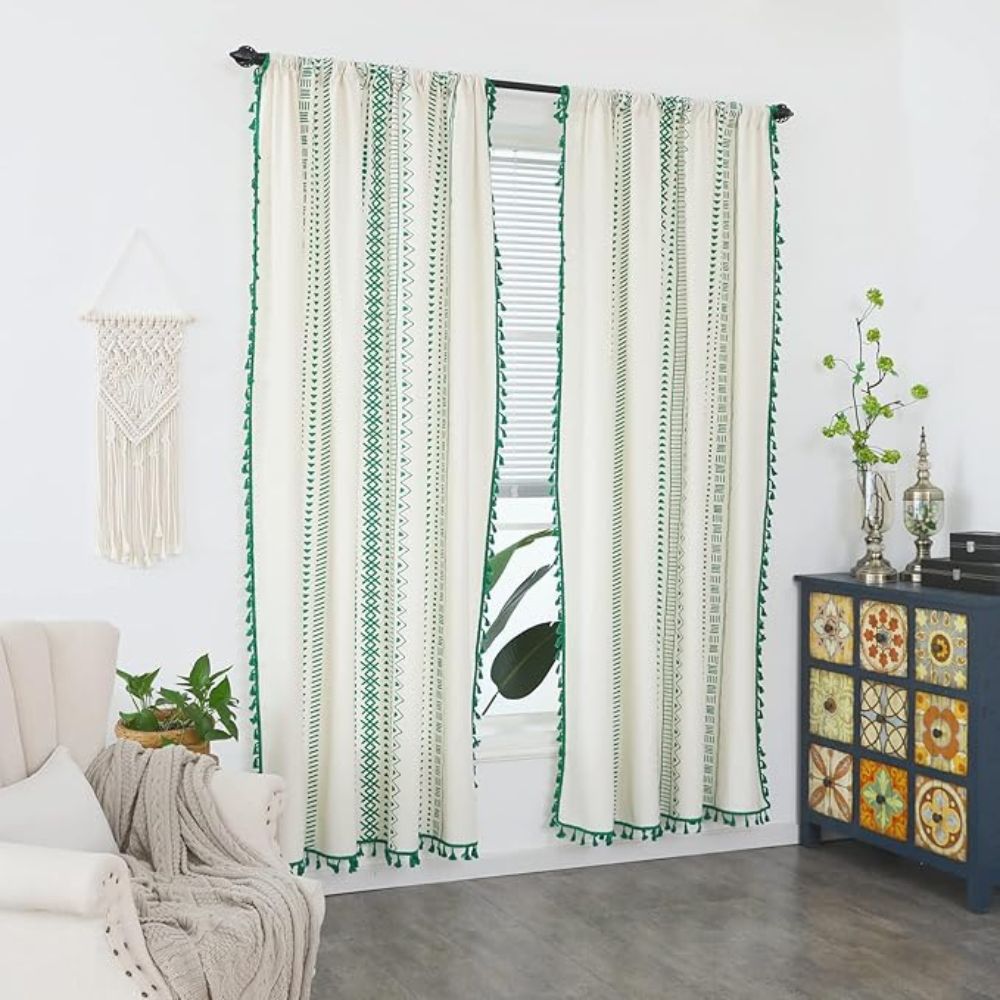 Emerald Tribe boho-gardin med dusker – W59"xH63"