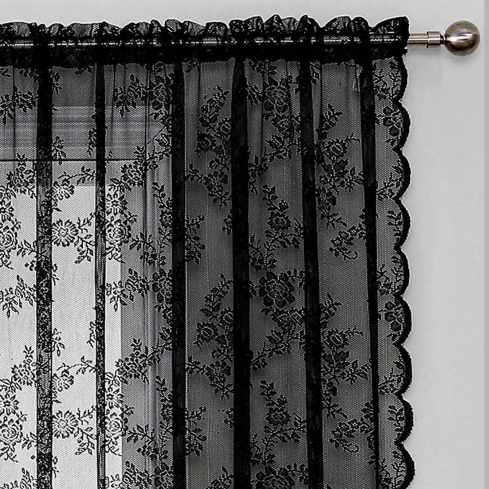 Transparente gardiner med blomster
