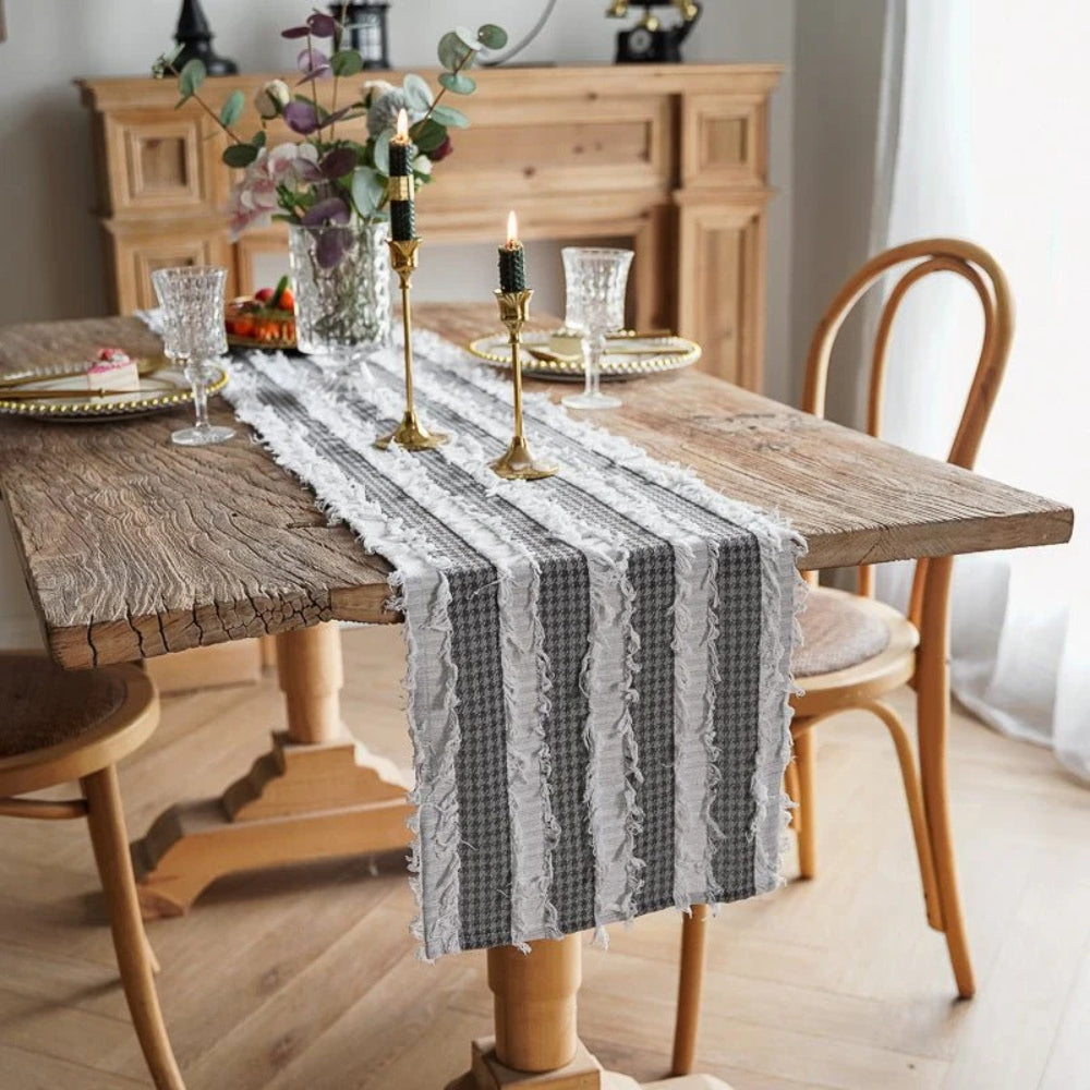 Bordløper i frynsete stoffstrimler – 12"x49"