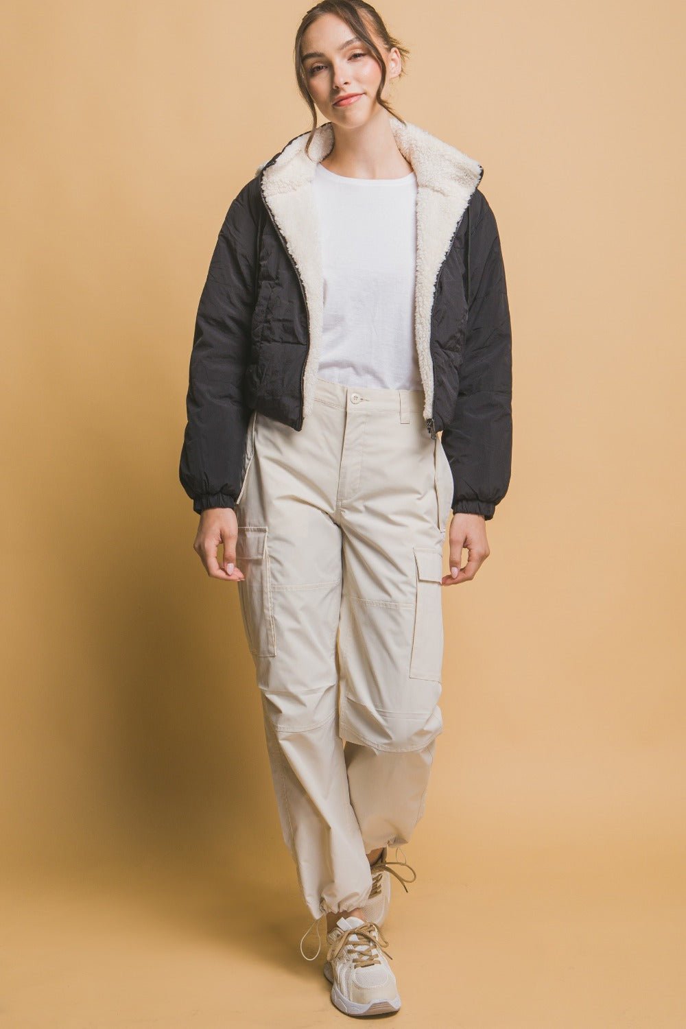 Kvinne Zip Up Cropped Hettejakke Sherpa Vendbar - NordHjem