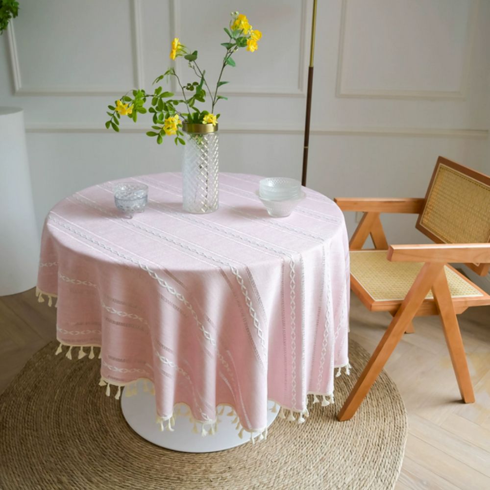 Rund duk med bladbroderi – Pudderrosa Rosé