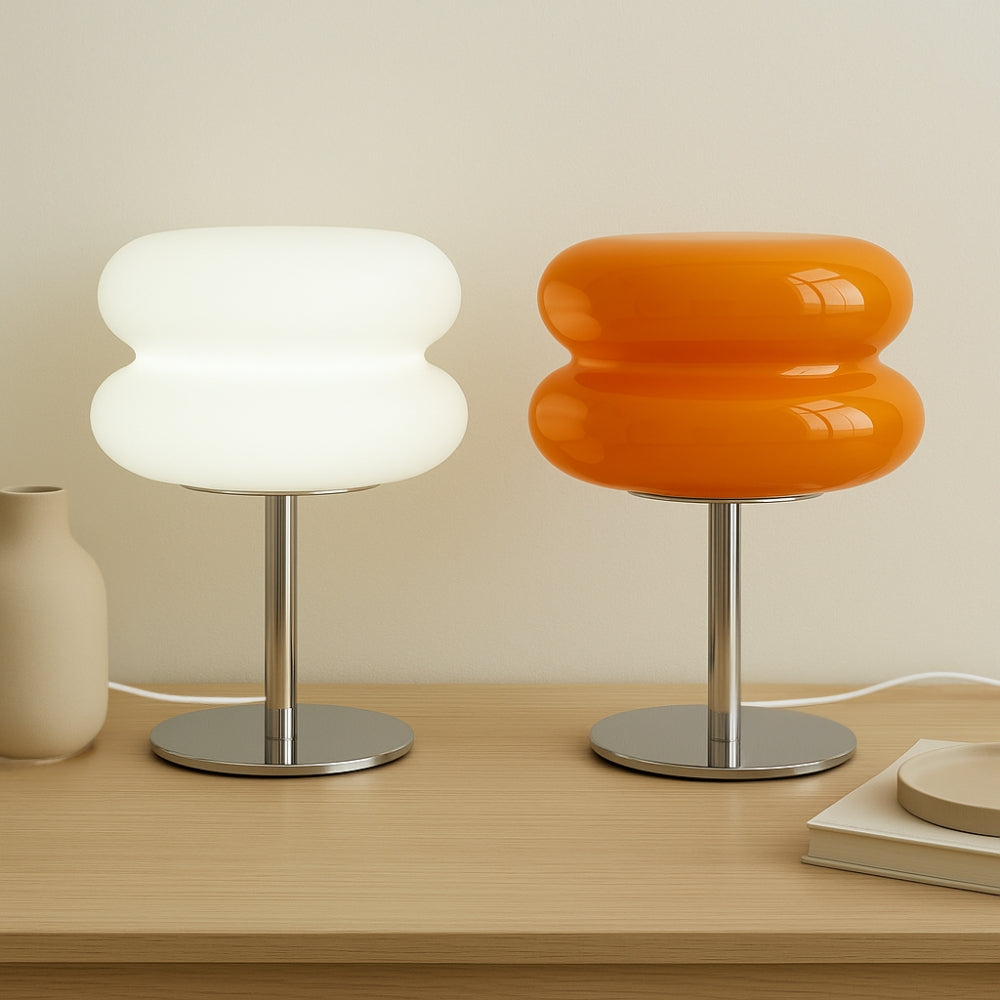 Mariel middelalderinspirert trefarget bordlampe