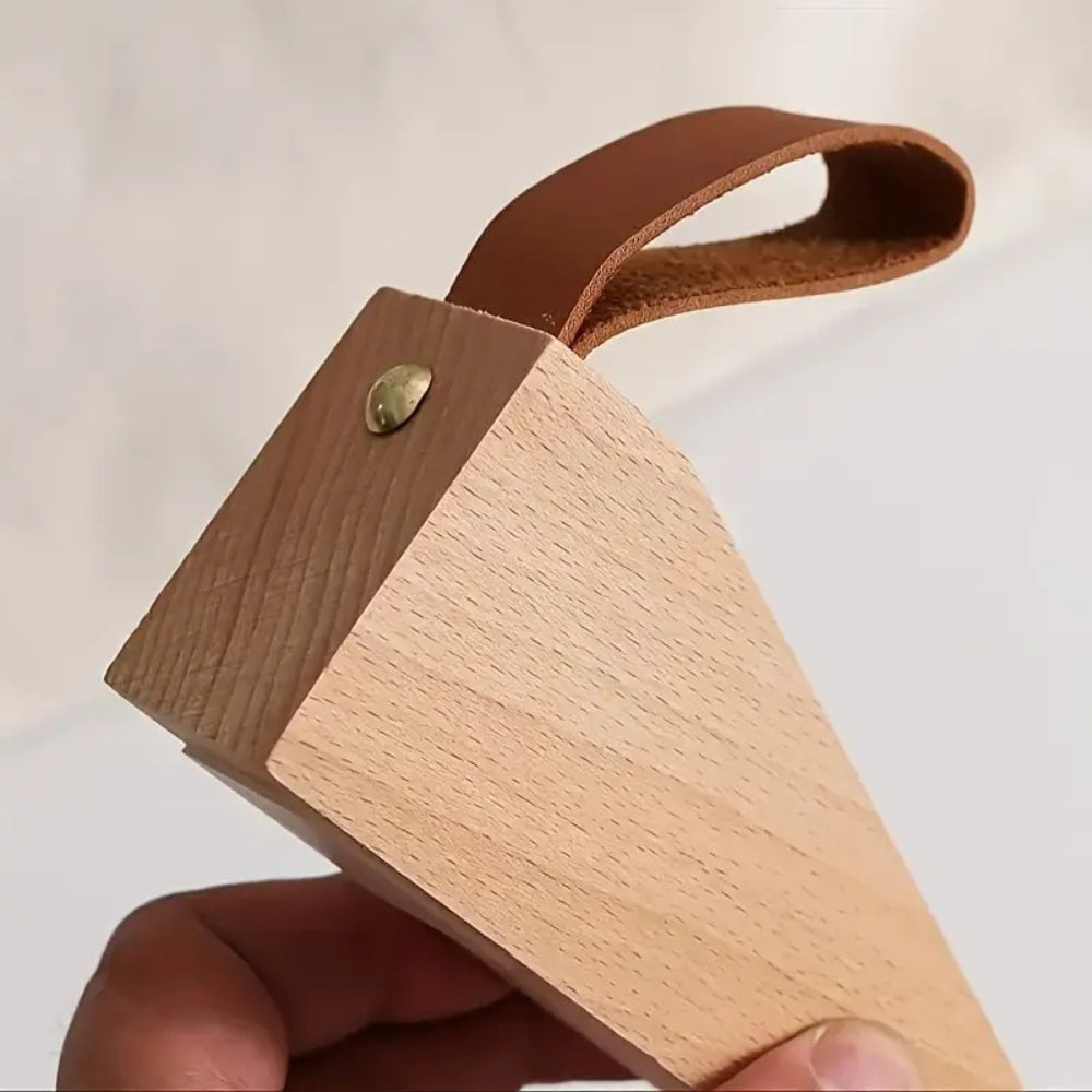 Elegant dørstopper i tre