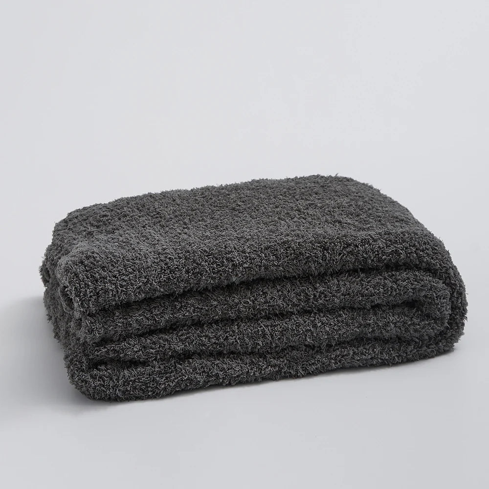 Soft Nest minimalistisk strikkepledd