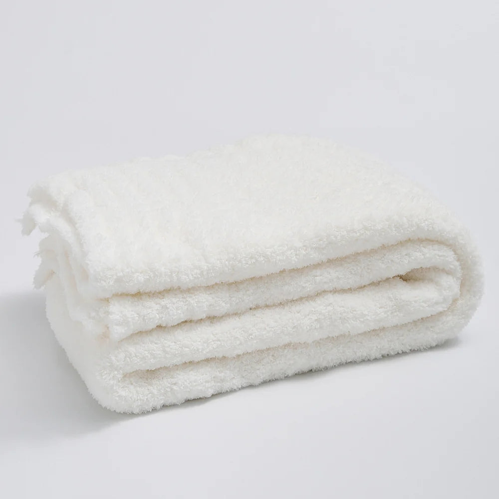 Soft Nest minimalistisk strikkepledd