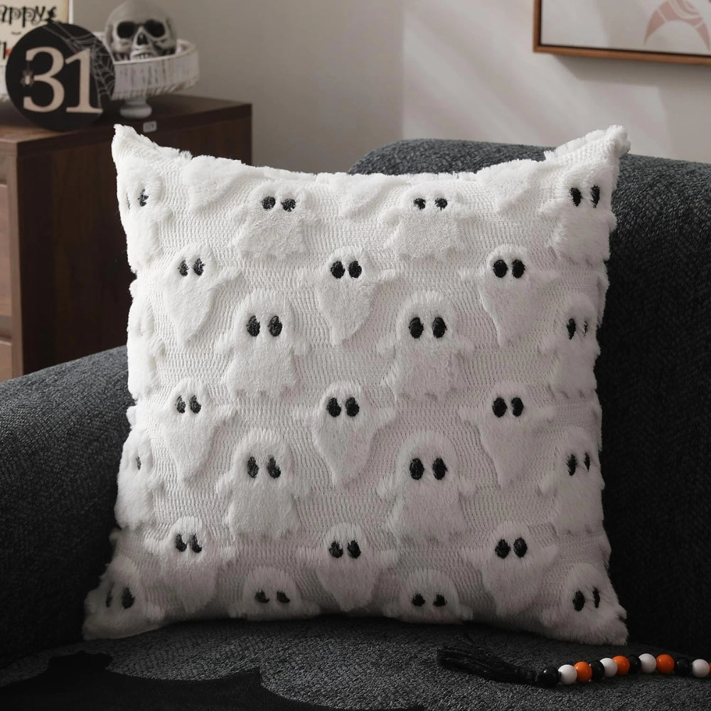 Halloween-putetrekk i plysj med spøkelser