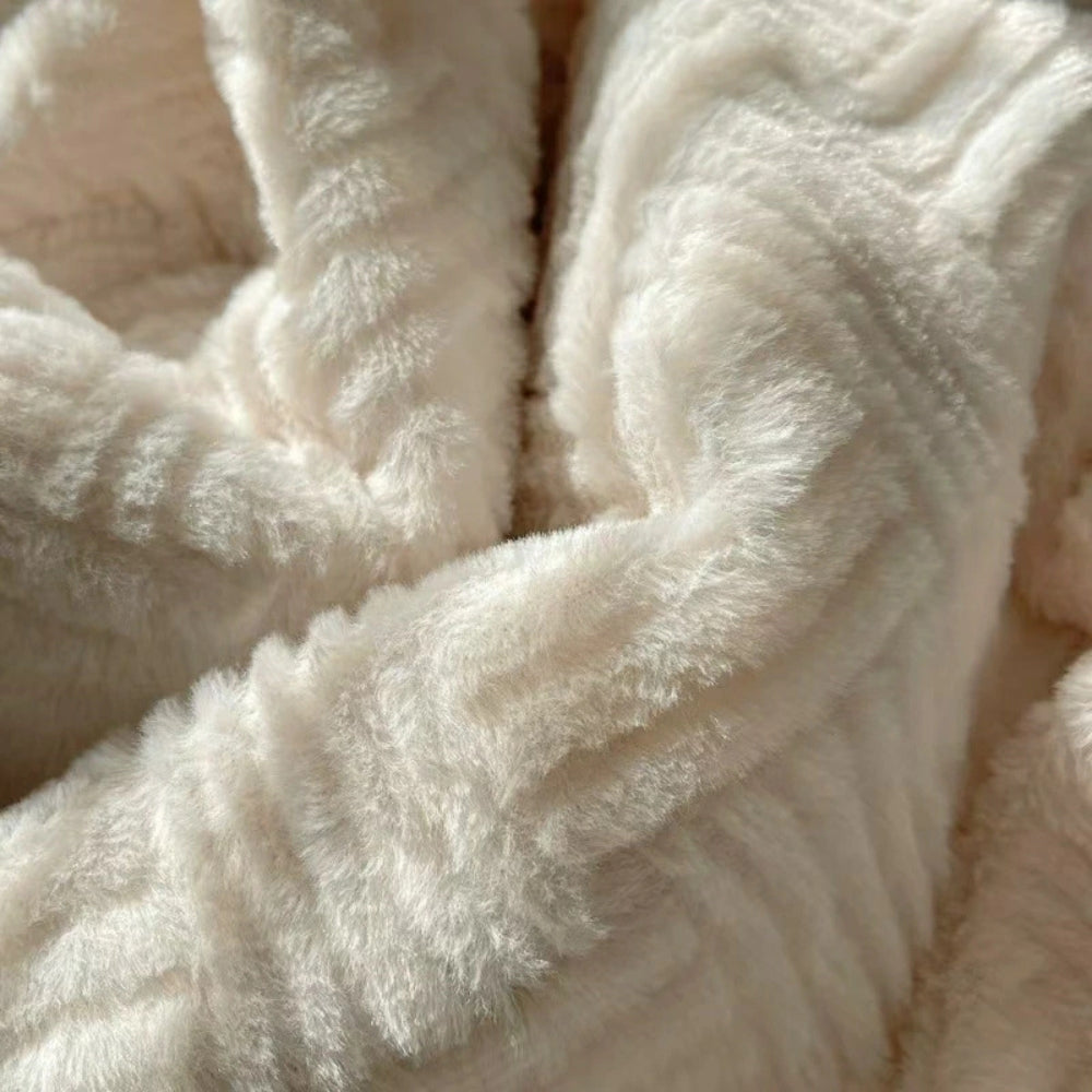 Seraphina mykt jacquardpledd i kaninplysj