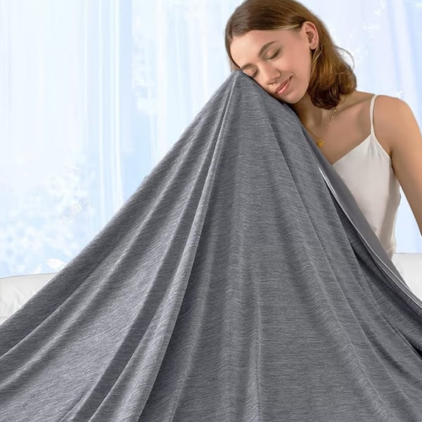 NordSleep kjøledyne 150x200 cm med bambus og Arc-Chill kjøleteknologi